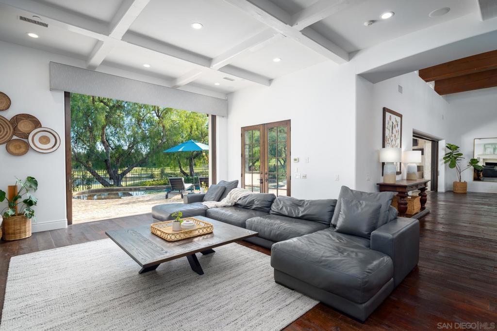 Rancho Santa Fe - Residential