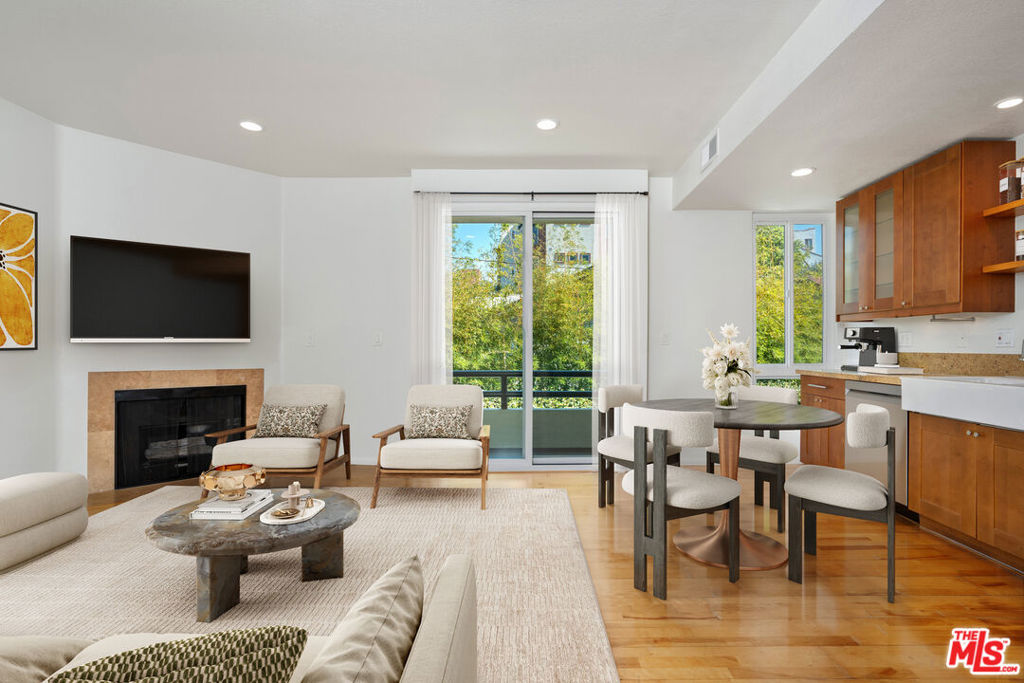 4567 Lexington Avenue 106