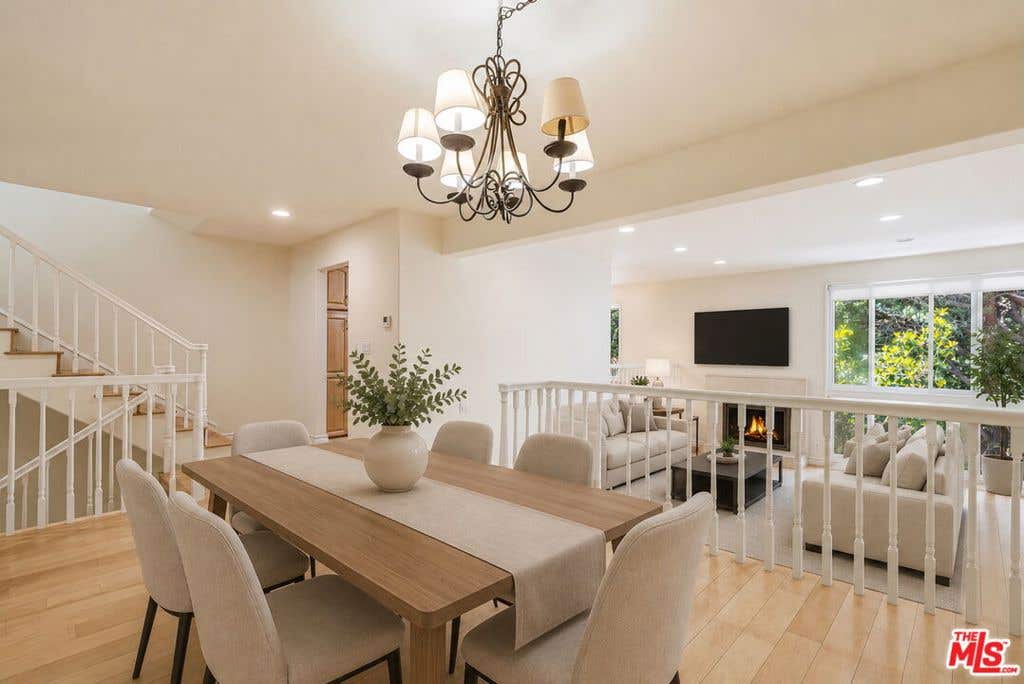 Photo of 17241 Palisades Circle, Pacific Palisades, CA 90272 (MLS # 26867811)