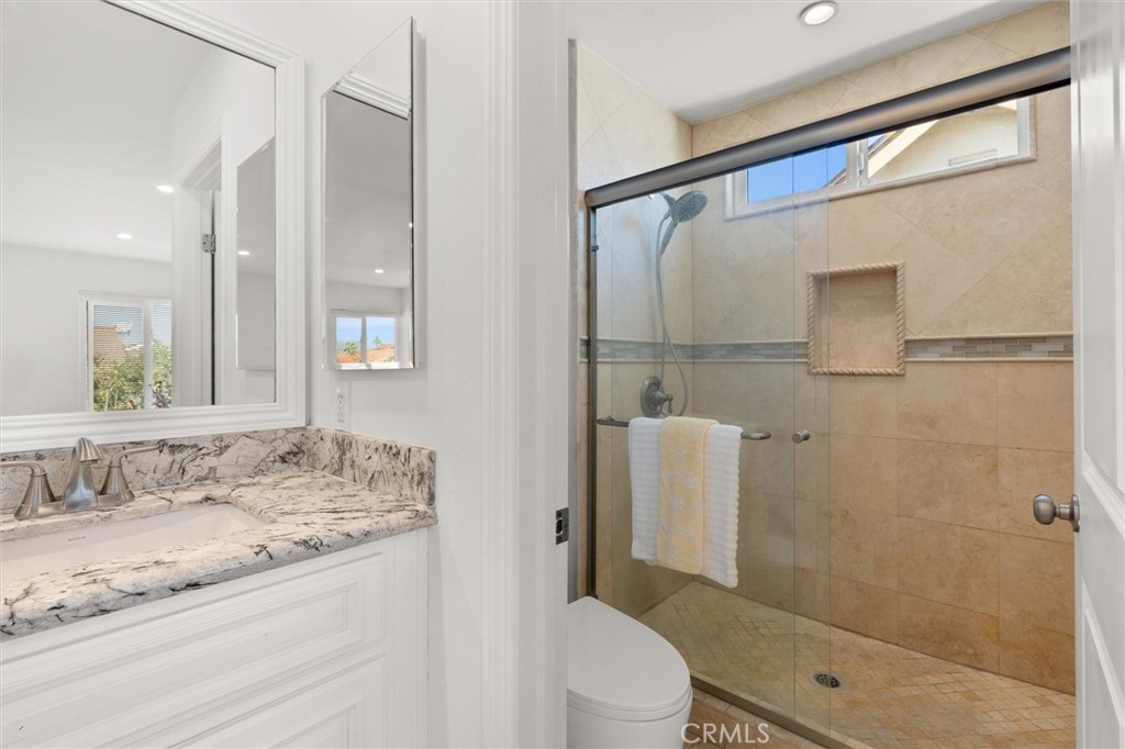 El Camino Glen (CH) - Residential