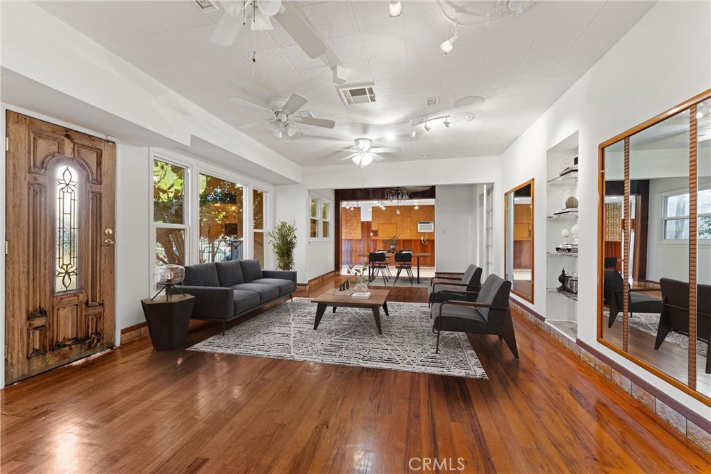 11170 Burbank