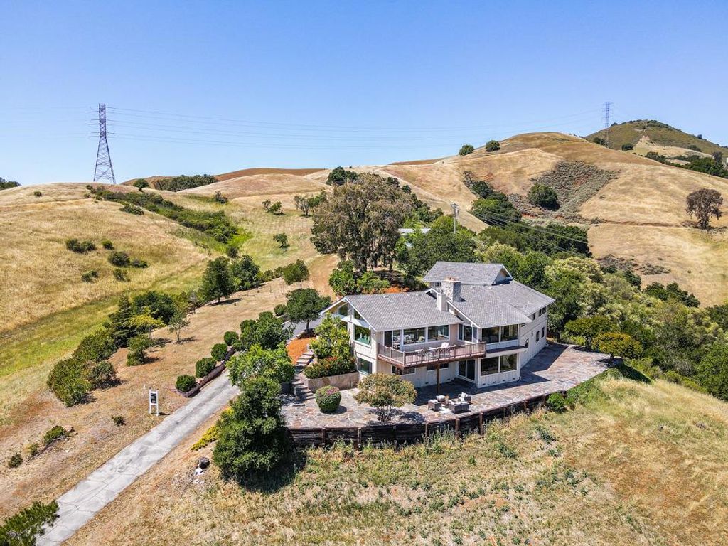 listing image 130723471312615278493