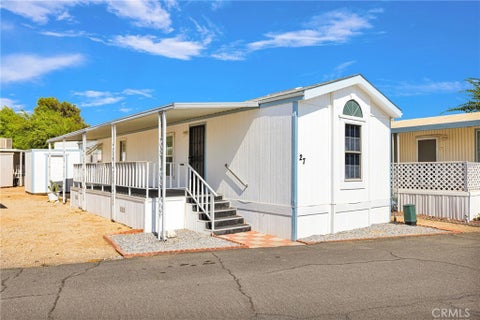 Photo of 22601 Bear Valley RD #27, Apple Valley, CA 92308 (MLS # HD26156944)