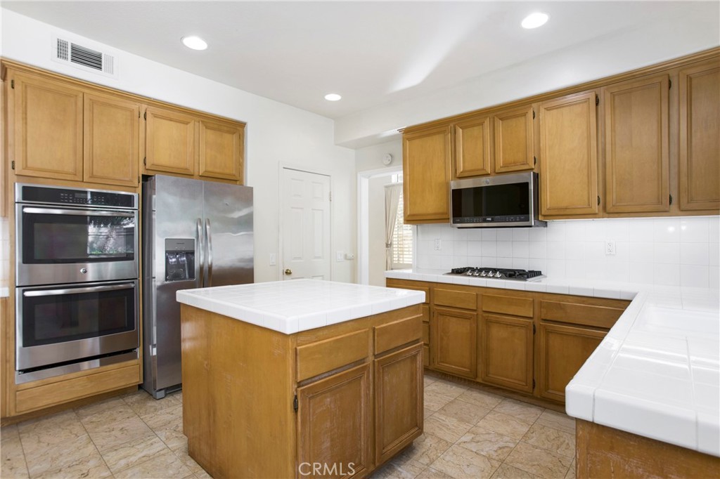 Vintage (VIN) - Residential Lease