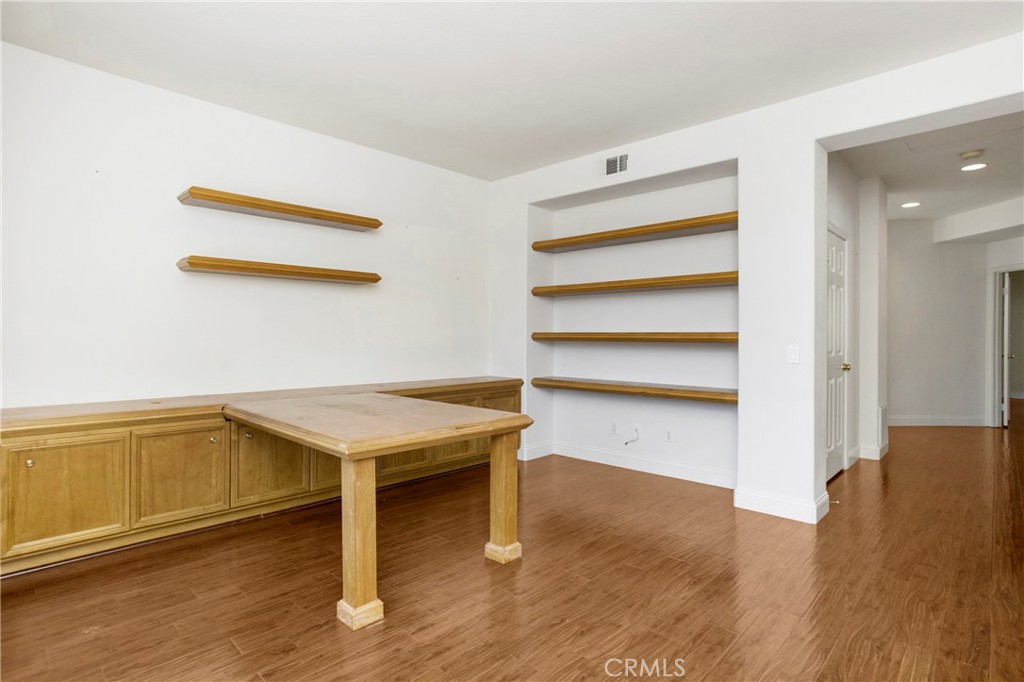 Vintage (VIN) - Residential Lease