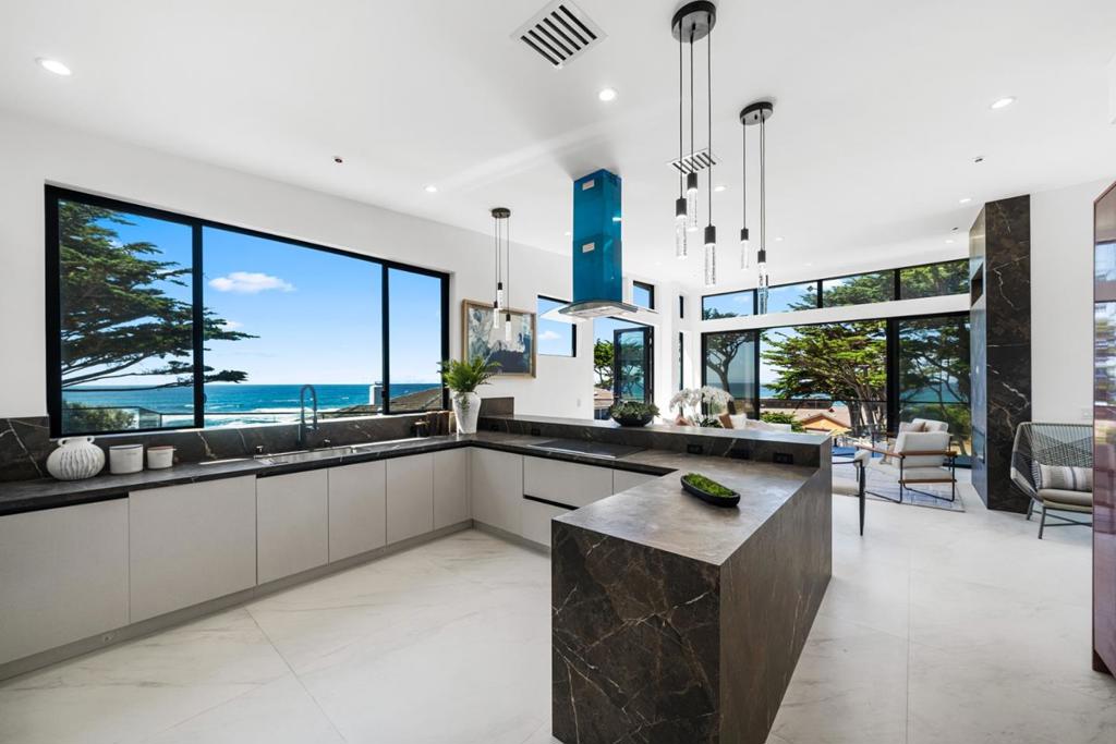 155 Reef Point Road