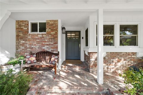 Photo of 23843 Crosson Drive, Woodland Hills, CA 91367 (MLS # SR25265114)