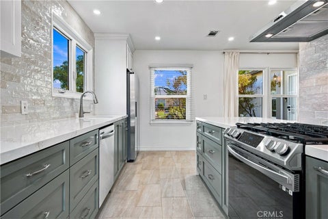 Tiny photo for 11113 Haas AVE, Los Angeles, CA 90047 (MLS # SB26225321)