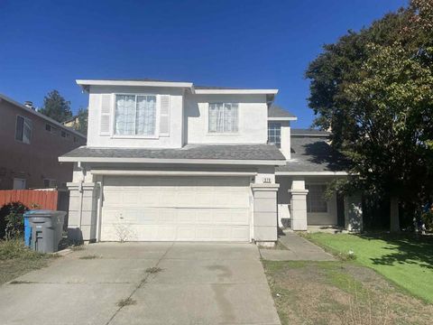 Photo of 370 Carousel Drive, Vallejo, CA 94589 (MLS # ML82026521)
