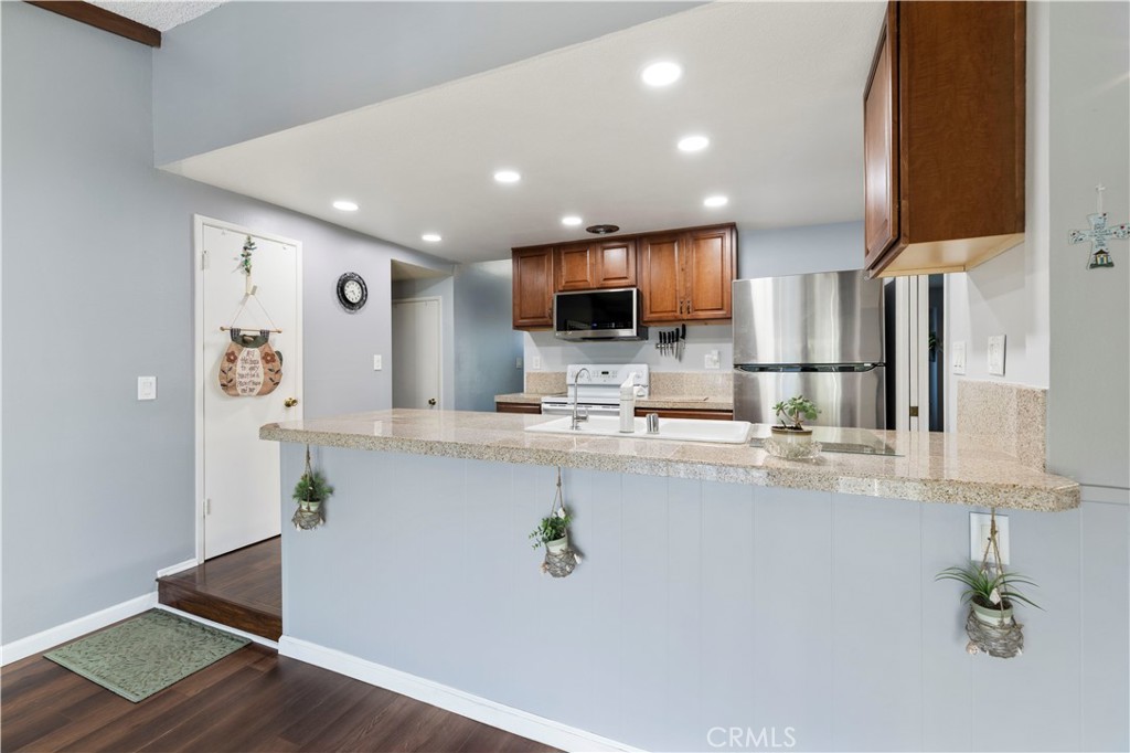 Mountain Shadows (MTSH) - Residential