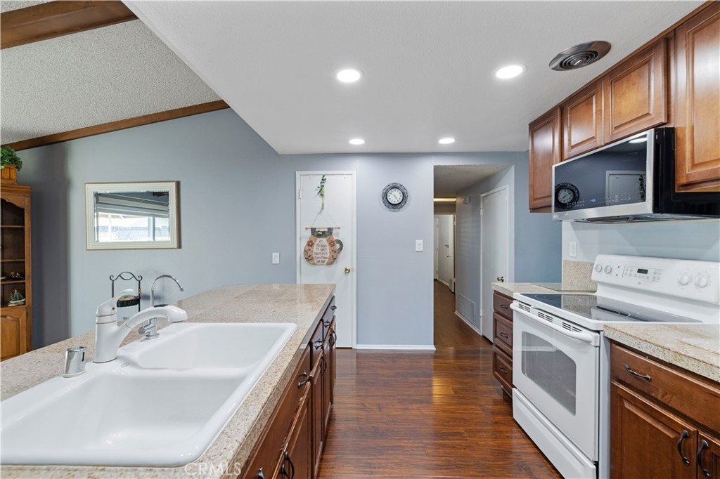 Mountain Shadows (MTSH) - Residential