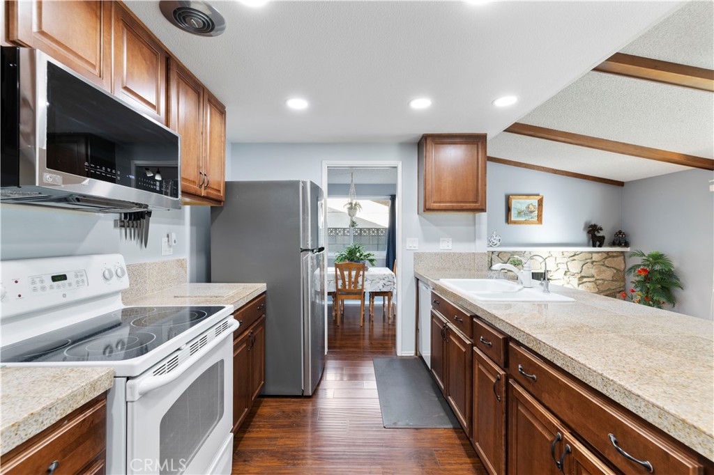 Mountain Shadows (MTSH) - Residential