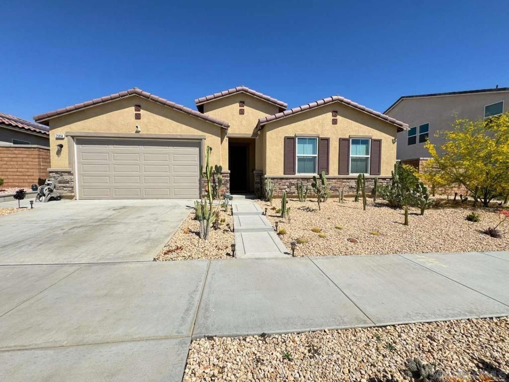 Photo of 25854 Buckeye Meadow Ln, Homeland, CA 92548 (MLS # 260008429SD)