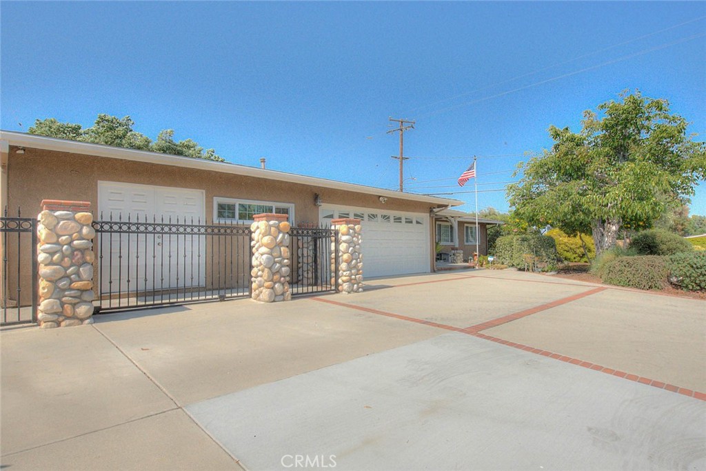 2147 E Rio Verde Drive