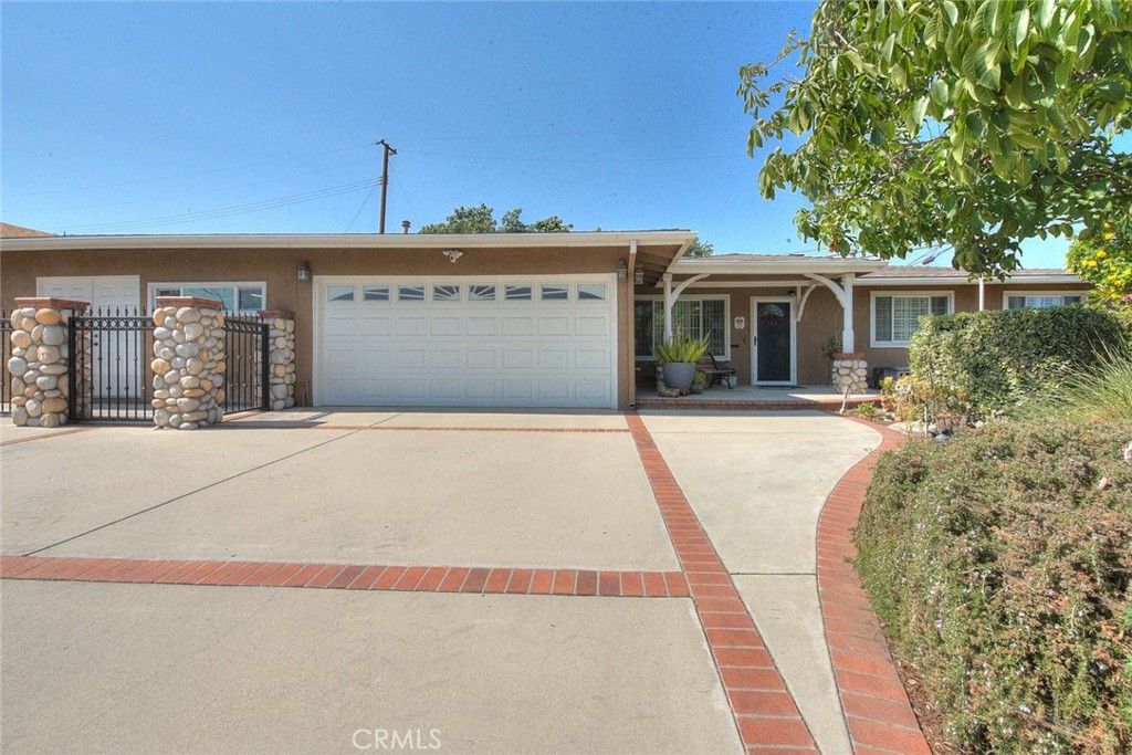 2147 E Rio Verde Drive