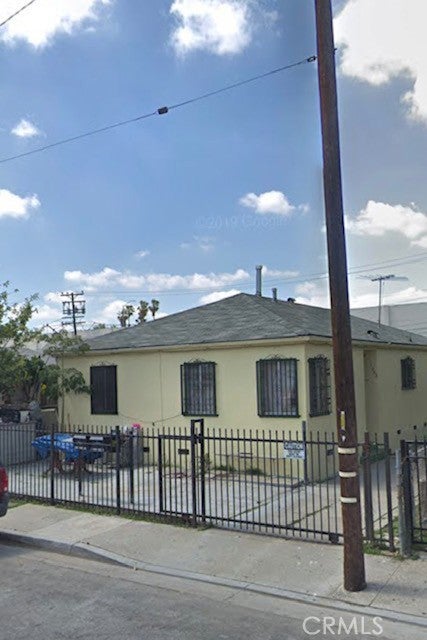 Photo of 1233 1/2 S Duncan Avenue, East Los Angeles, CA 90022 (MLS # CV26234525)