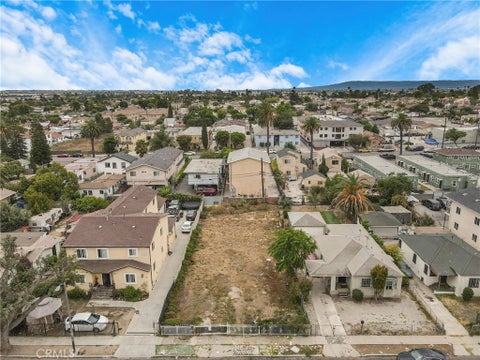 Photo of 132 E 119th ST, Los Angeles, CA 90061 (MLS # SB26146370)