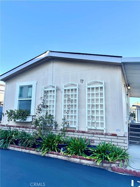 1660 Whittier Avenue 17 Costa Mesa CA 92627