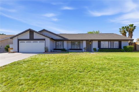 Photo of 13433 Northstar Avenue, Victorville, CA 92392 (MLS # SR26077801)