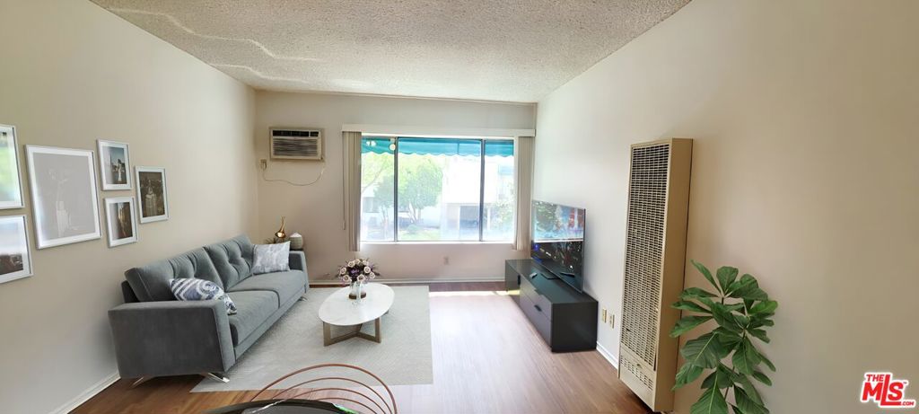 Properties 2 10803 Otsego Street
