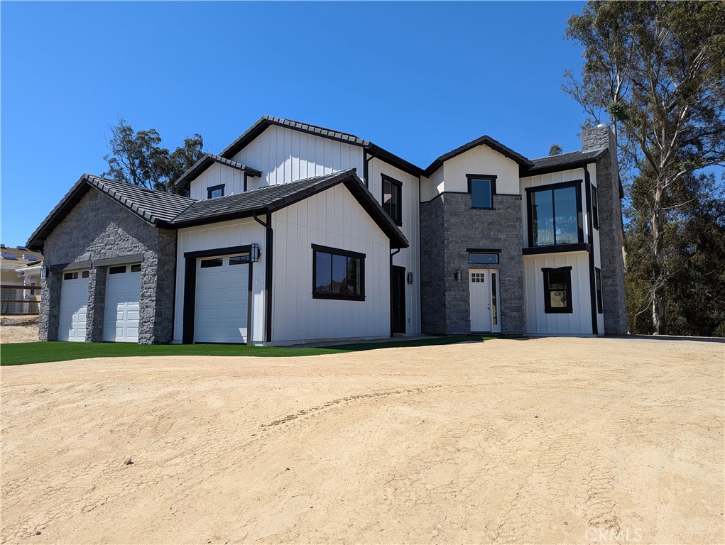 6630 Valle Verde Lane
