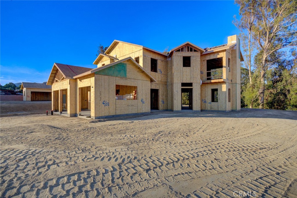 6630 Valle Verde Lane