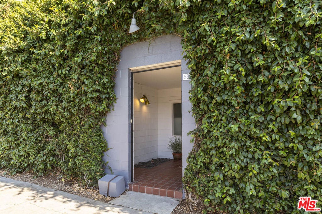 5908 Barton Avenue
