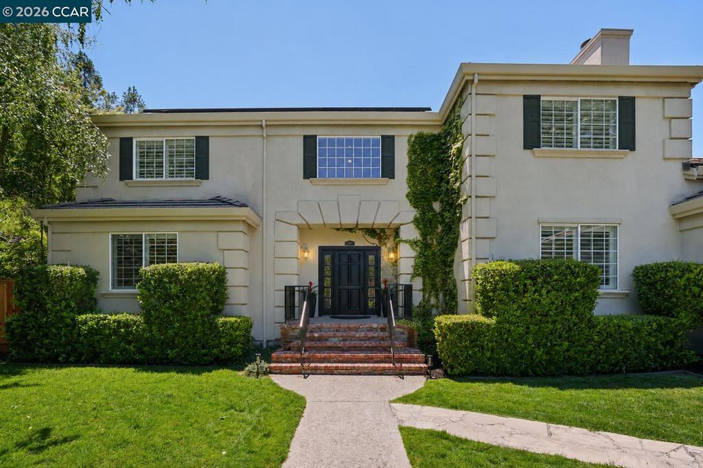 136 Lark Court CT