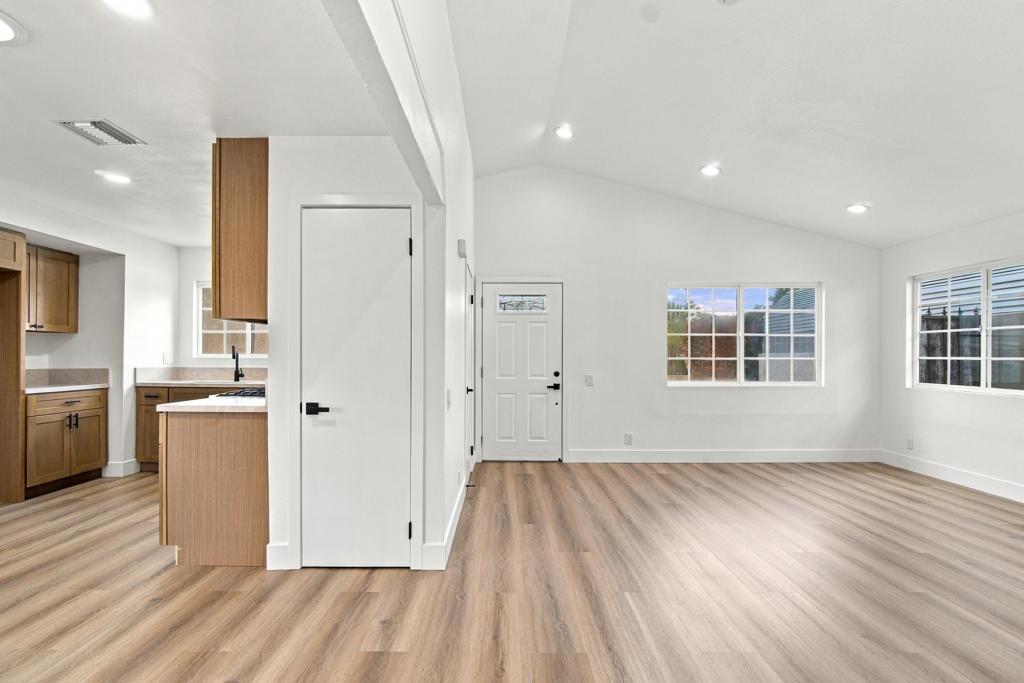 31810 Avenida La Gaviota