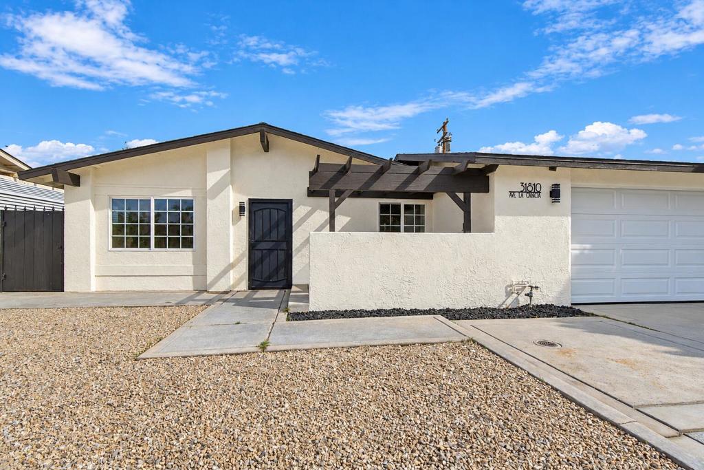 31810 Avenida La Gaviota