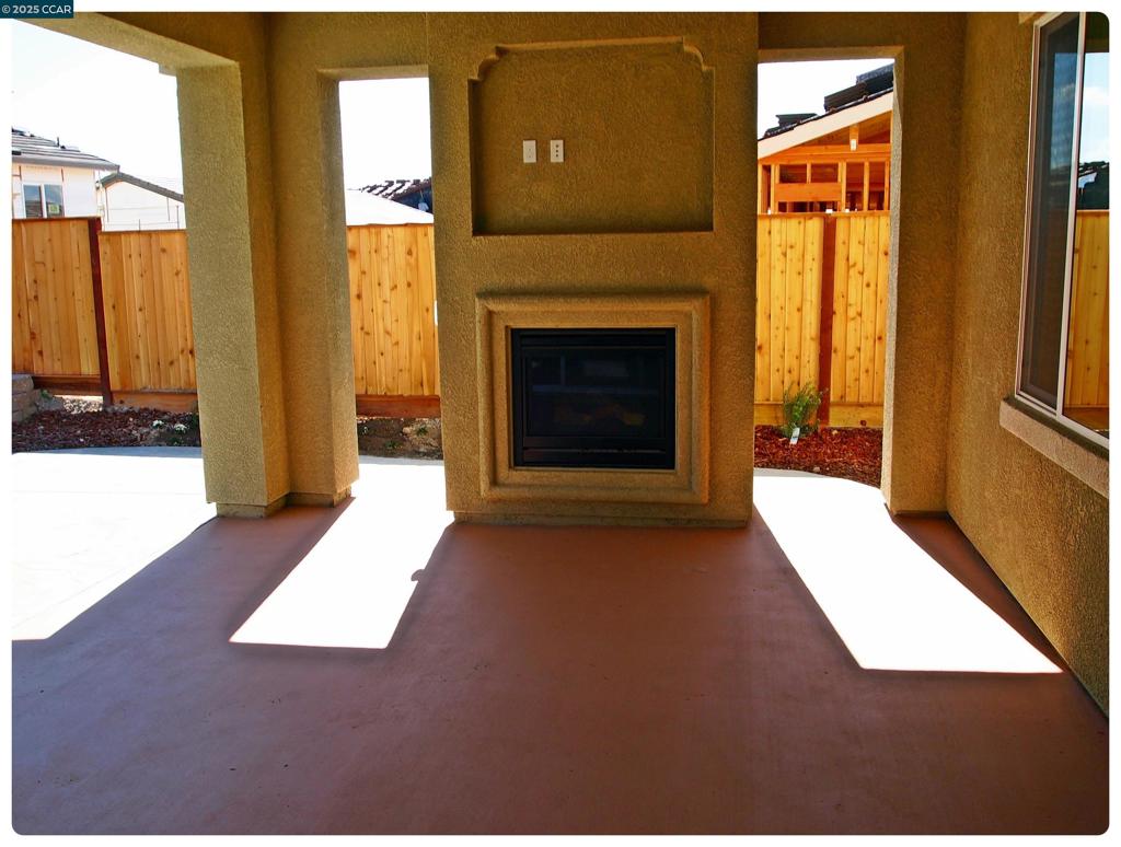 COUNTRYHIS - Residential Lease