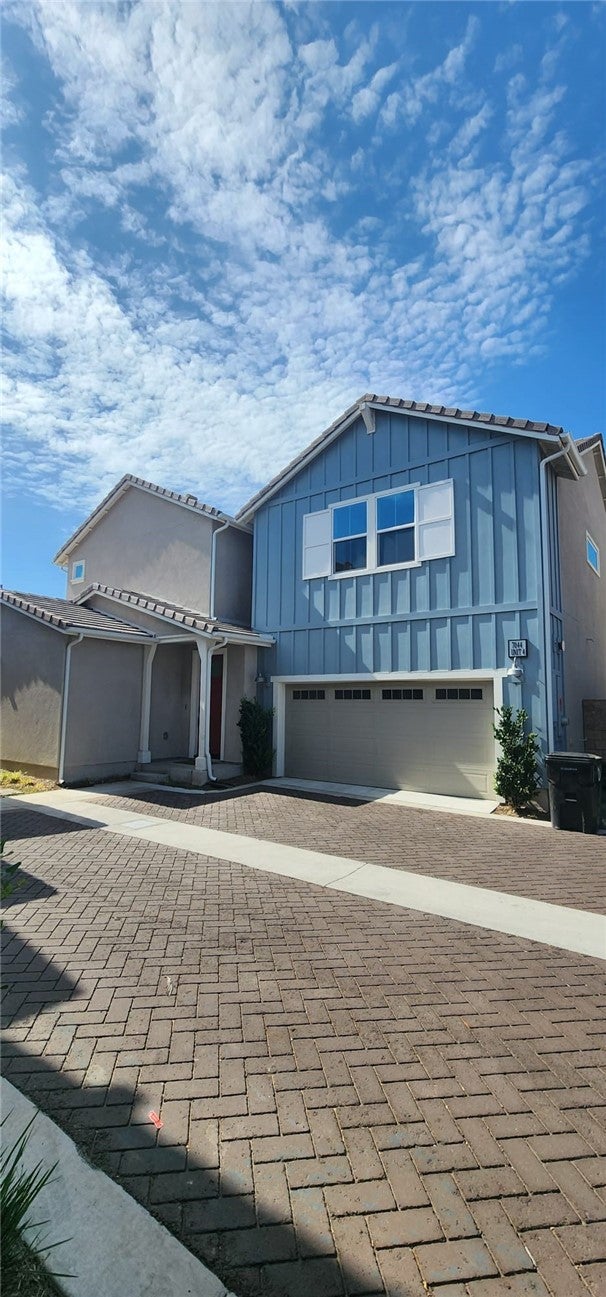 7044 Mallow dr DR 4, Fontana CA 92336