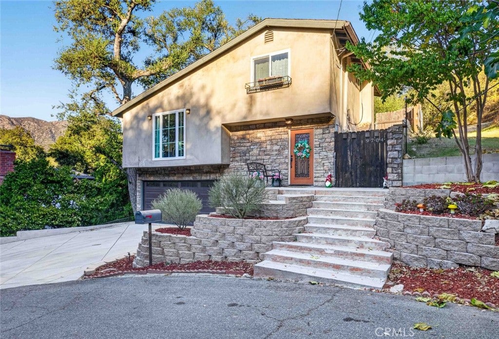 9704 Marcus Lane