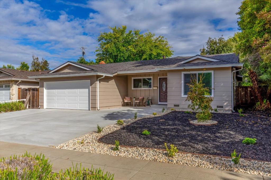 3345 Valley Square Lane