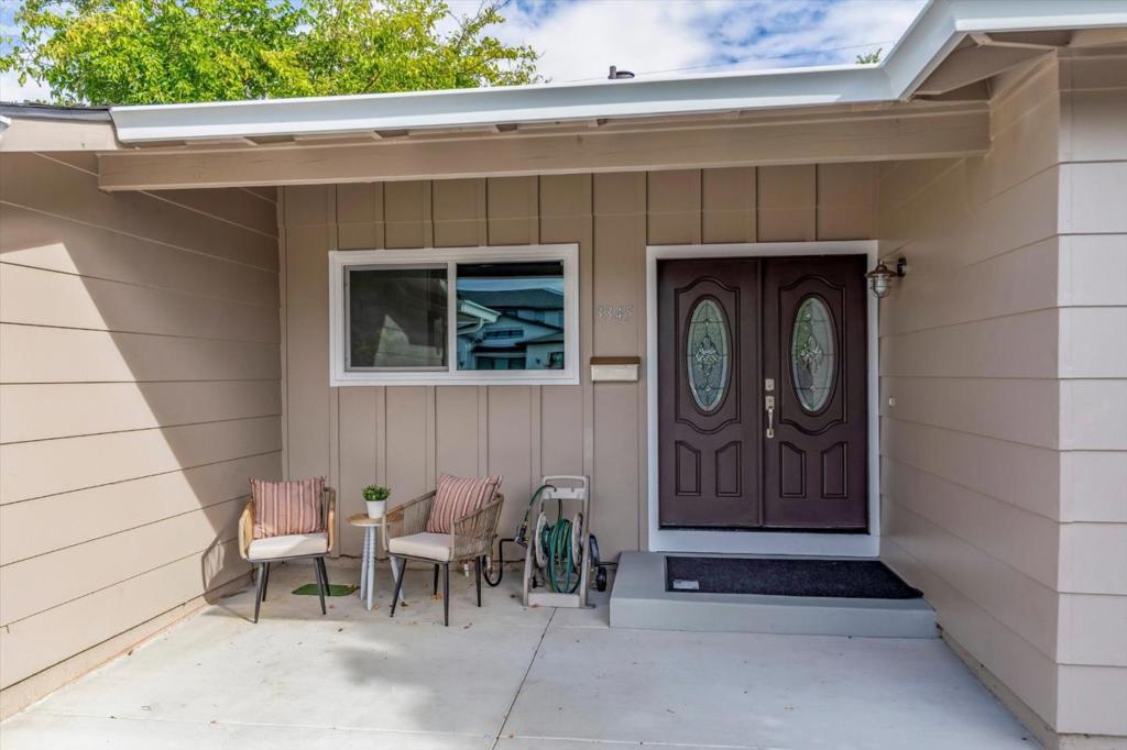 3345 Valley Square Lane