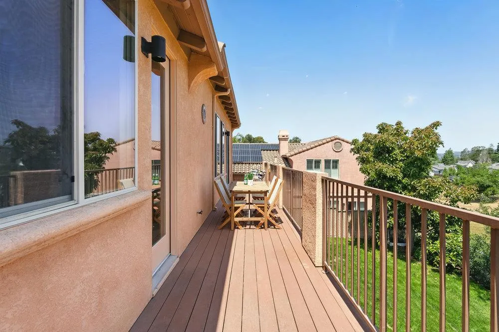 Hayward, California 94541, United States, 4 Bedrooms Bedrooms, ,3 BathroomsBathrooms,Residential,Active,247313