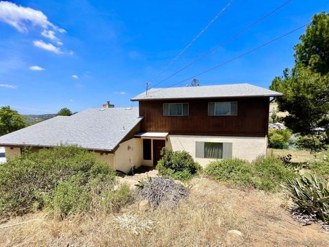 Photo of 1758 Vista Grande Rd, El Cajon, CA 92019 (MLS # 260009960SD)