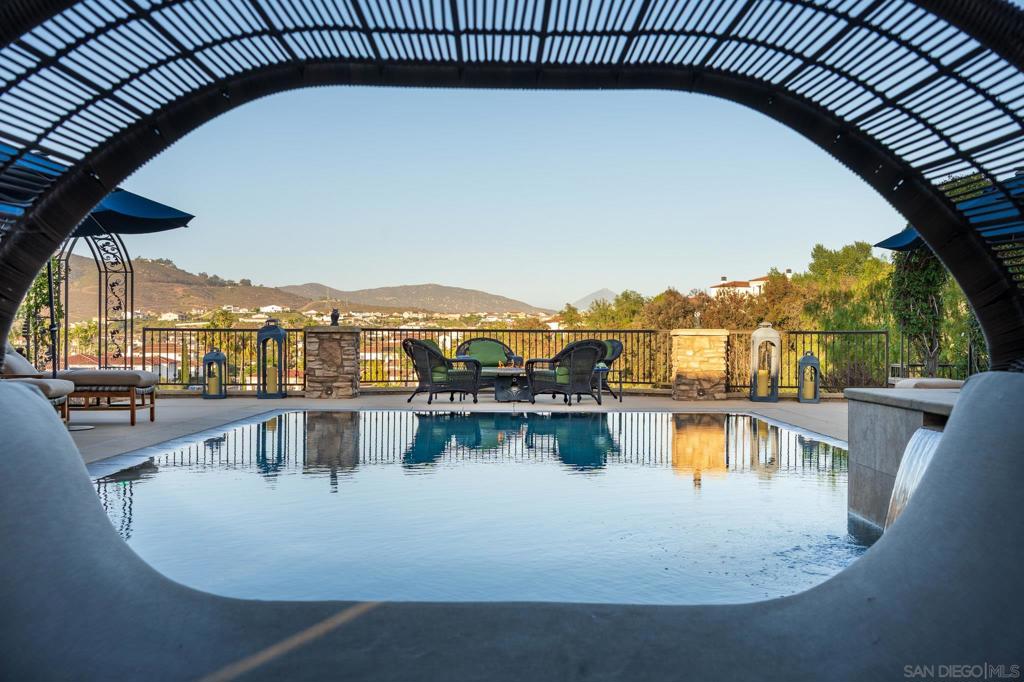 Rancho Santa Fe - Residential