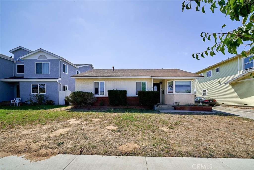 Don't miss out on this amazing opportunity to own one of the most affordable homes in West Torrance. This home will be perfect for any family. Lovely charming Single Family Home in a prime West Torrance Location! This residence boasts 3 Bedroom and 1 Bathroom, along with 1,106 sq. ft. of living space. The home features Swimming Pool, Central heating and Cooling, Hardwood floor, and tiles for kitchen and bathroom. Kitchen is exceptionally maintained with white wood cabinet, microwave, and plenty of counter top space. Laundry hook up in the bathroom, newer windows, and 2 car detached garage. Within walking distance to lovely La Romeria Community Park and playground. Close proximity to the top at rated Torrance Schools. (Towers Elementary K-5, Bert M Lynn Middle School 6-8, West High School 9-12) Enjoy convenient shopping (Trader Joes, Home Goods, Walmart etc..) Tons of dinning options and 2 Gyms at Torrance Promenade Shopping Center. Easy freeway access, and a short drive or bike ride to Redondo Beach Pier! Within 1.5 miles of 3 Authentic Asian Supermarkets (H Mart, and 2 Hannam Chain Korean Grocery Stores) This is lovely and charming Single Family Home.
