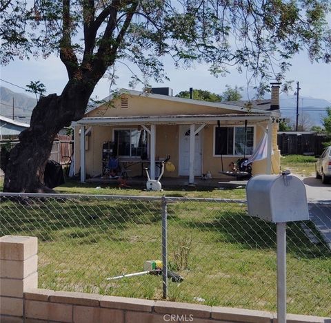 Photo of 7473 Newcomb St, San Bernardino, CA 92410 (MLS # DW26054977)