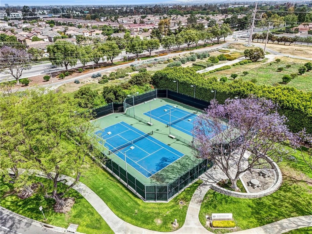 listing image 130724038733521013382