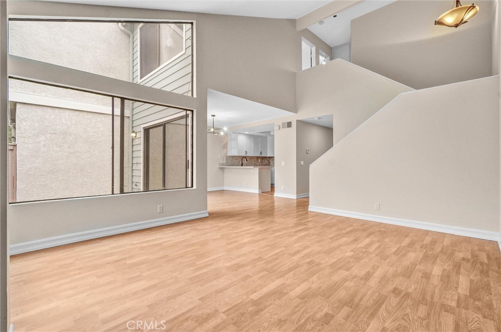 401 Deerfield Avenue 84