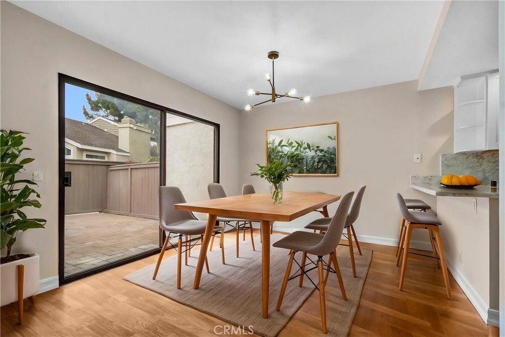 listing image 130725747176348570852