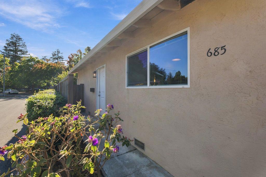 681 Vasona Court