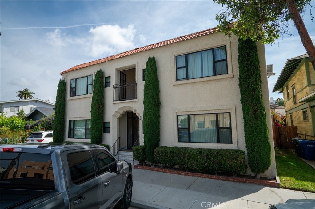 820 Cedar Avenue