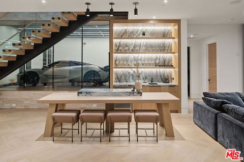 740 Warner Avenue Los Angeles CA 90024