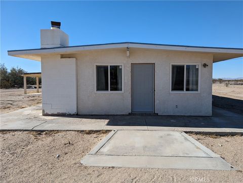 Photo of 4254 Parker Rd, 29 Palms, CA 92277 (MLS # SW26060672)