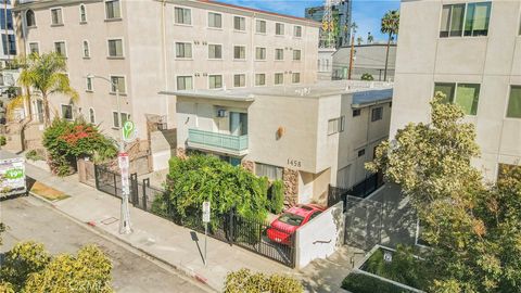 Photo of 1458 Tamarind Avenue, Los Angeles, CA 90028 (MLS # SR25125238)