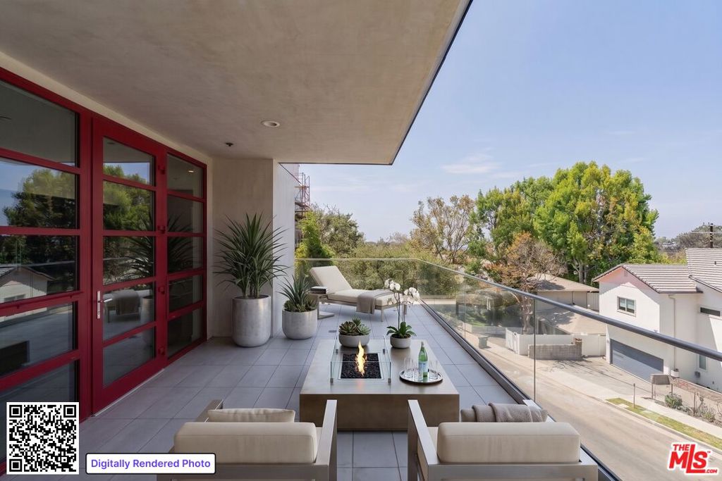 Photo of 870 Haverford Avenue #101, Pacific Palisades, CA 90272 (MLS # 26871331)