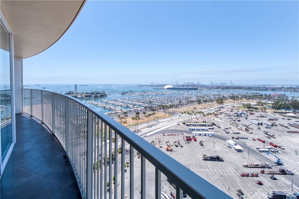 700 E Ocean Boulevard 2508